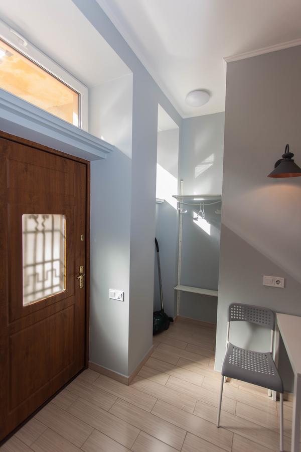 Apartmán Snizhna 4 Lvov Exteriér fotografie