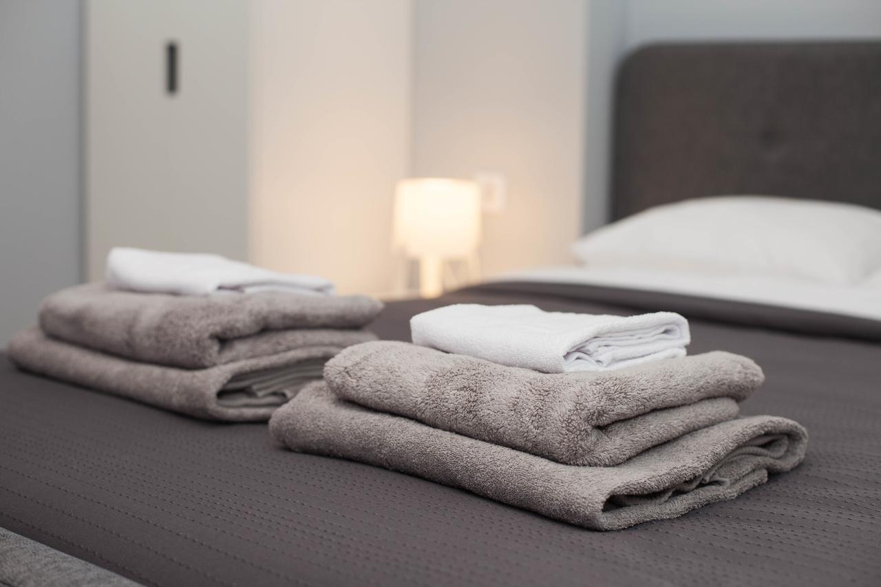 Apartmán Snizhna 4 Lvov Exteriér fotografie