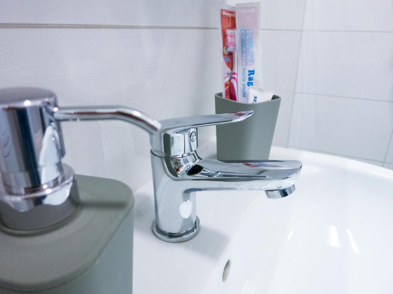 Apartmán Snizhna 4 Lvov Exteriér fotografie
