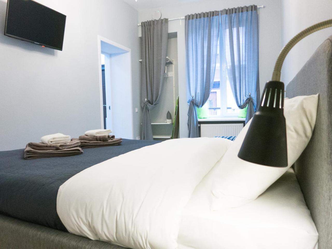Apartmán Snizhna 4 Lvov Exteriér fotografie